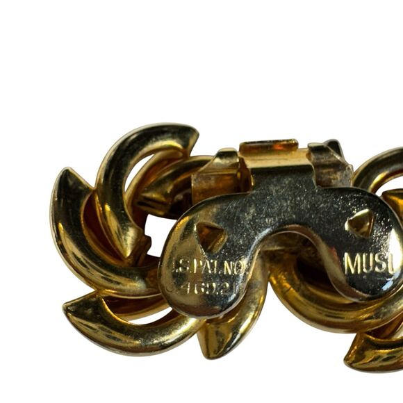 Musi Signed Gold tone Double Star Swirl Dress Clip Set Of Two Flat Back Pretty - Picture 5 of 9